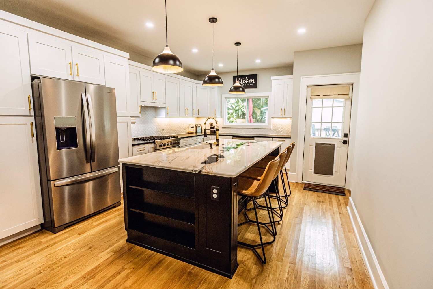Transitional cabinet kitchen installation